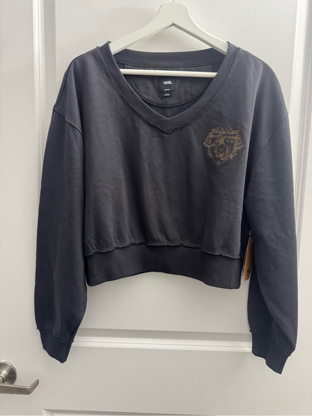 Vans Check Crest V-Neck Sweatshirt in Phantom Medium NWT Worn on TV